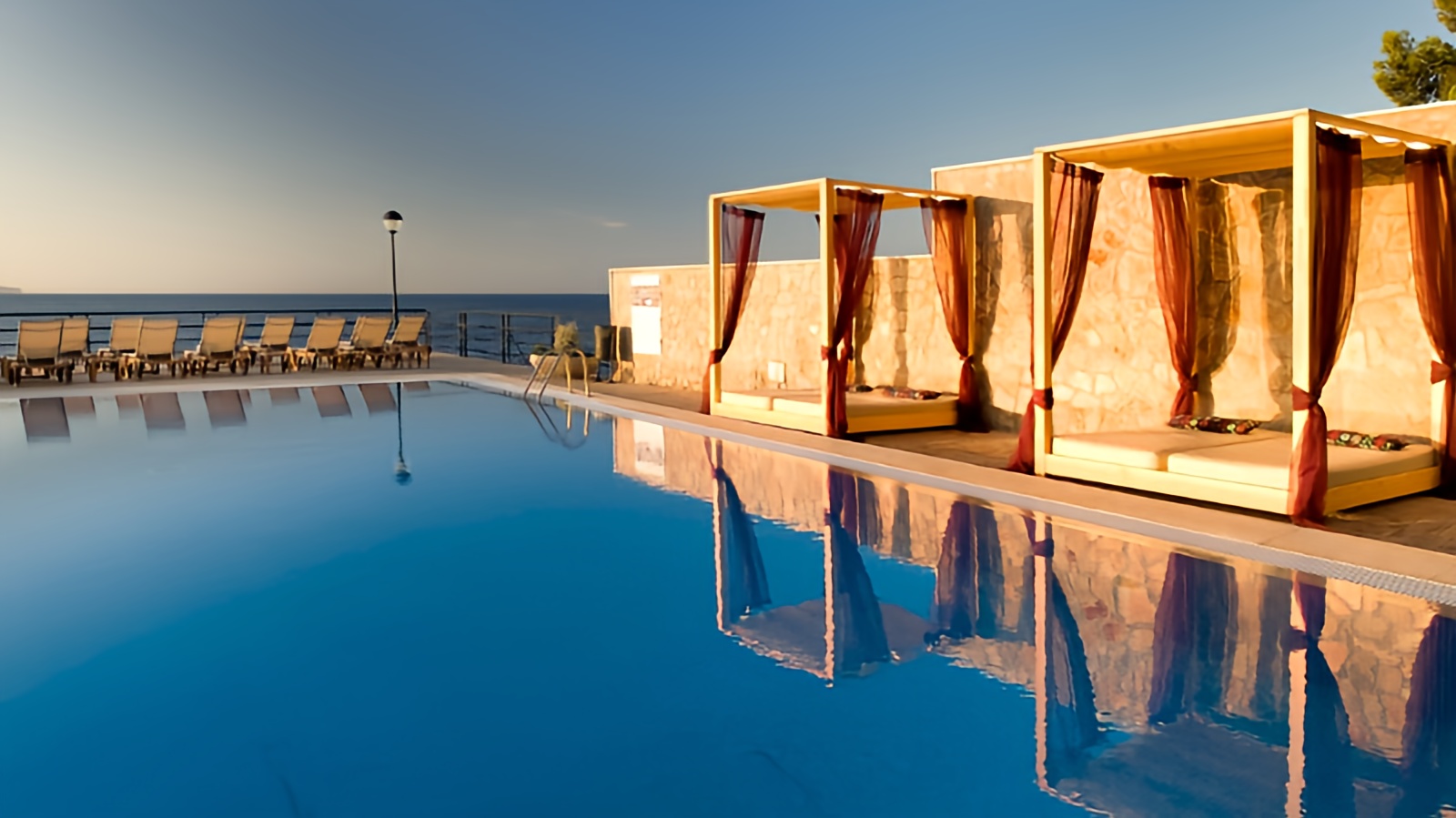 BARCELÓ ILLETAS ALBATROS