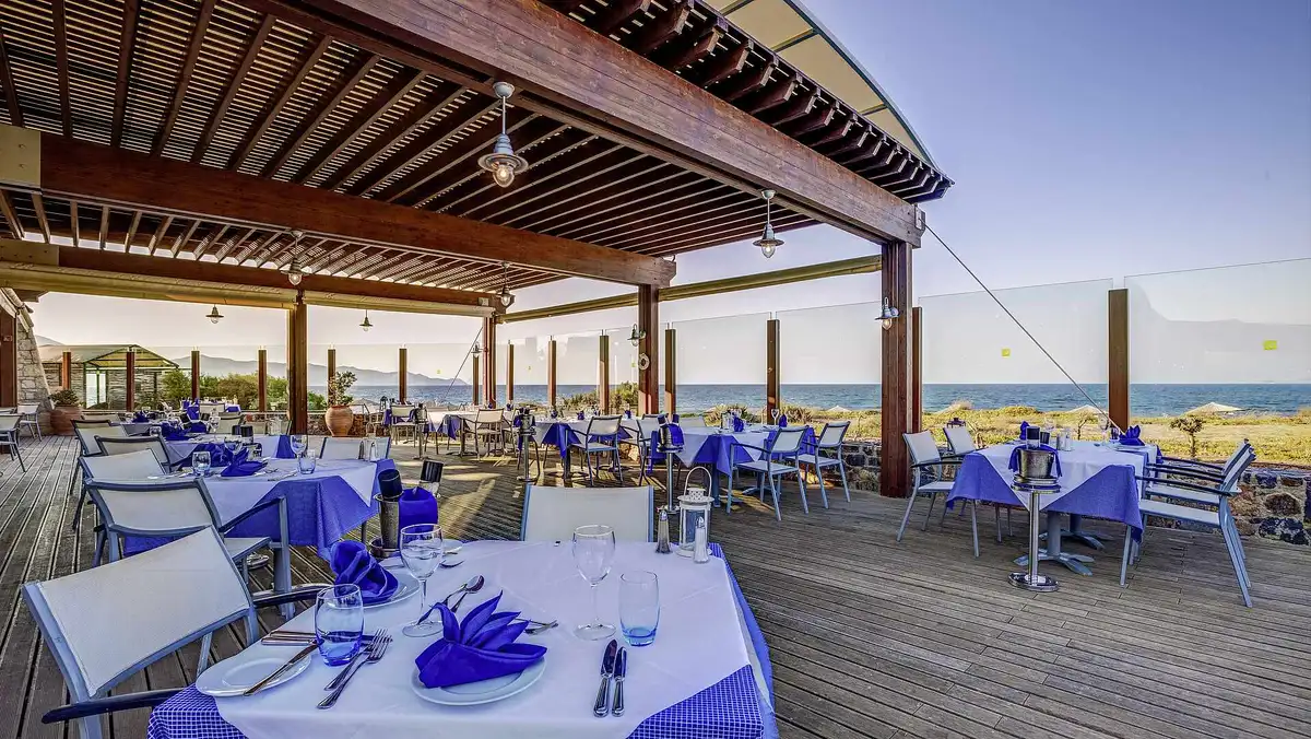 Magic Life Candia Maris Außenterrasse