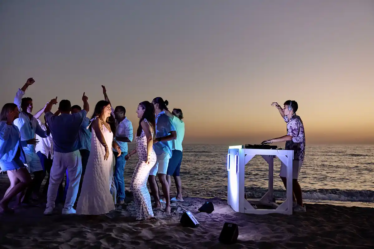 Robinson Apulia Beachparty